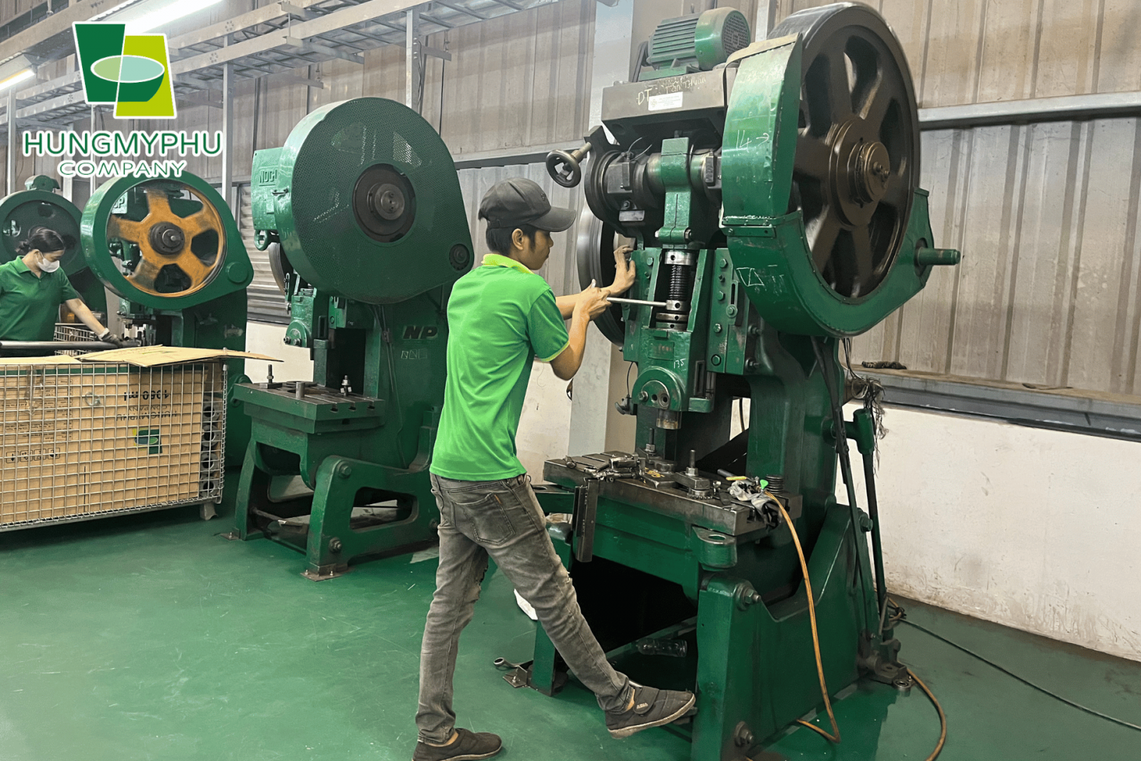 dập nổi kim loại tại Hưng Mỹ Phú